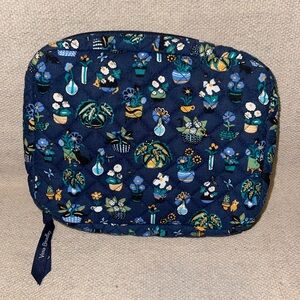 Vera Bradley Cord Organizer. Like new.